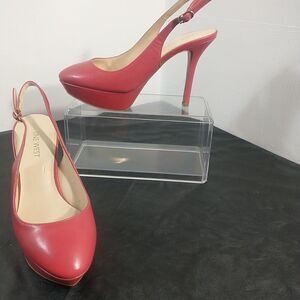 Nine West Women's SZ 5 M Red Leather Slingback Sandals . Condition is Pre-owned